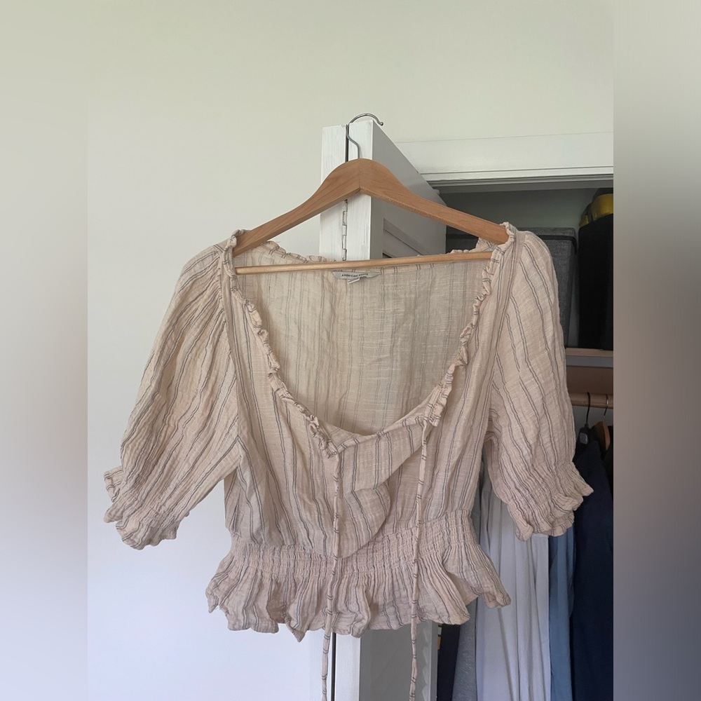 American eagle linen top, size medium